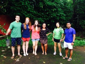 Groupe  de danse au Costa Rica avec Globalong en mission humanitaire