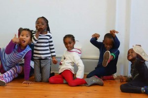 Stage en crèche avec des professionnels de la petite enfance