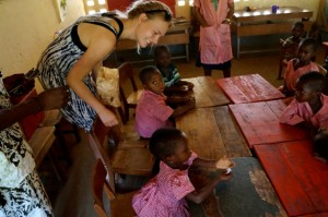 globalong togo bénévolat enseignement enfants 