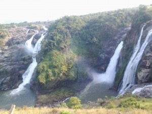 cascade en Inde Globalong