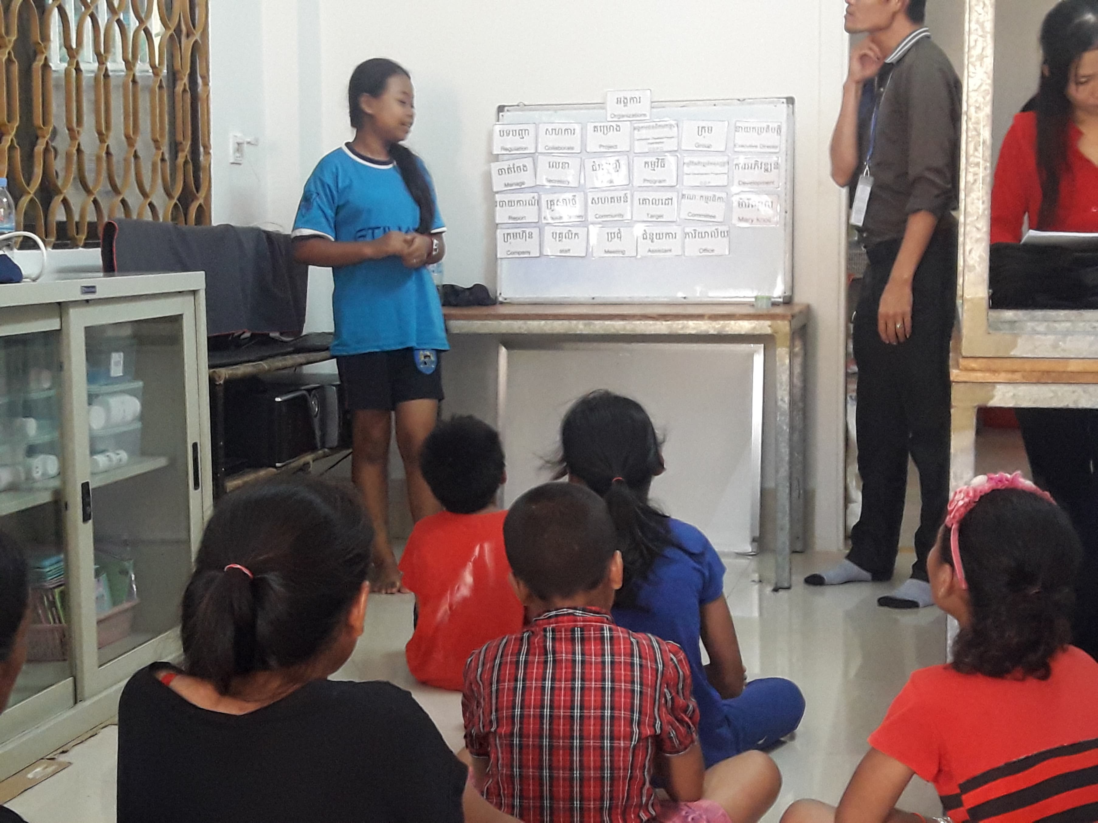 Bénévolat humanitaire en Asie avec des enfants