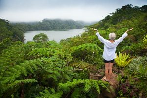 Retraitée en volontariat international