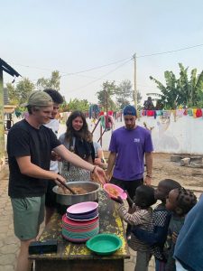 Volontariat international pour les Suisses 