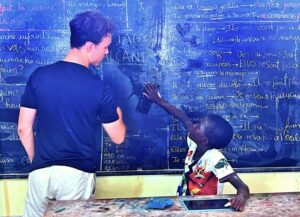 Etudiant en mission humanitaire à l'étranger