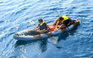 Stage ingénieur - Deux stagiaires relèvent des informations maritimes