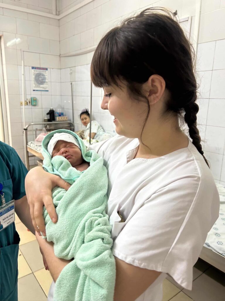 mission humanitaire sage femme - bénévole au Vietnam