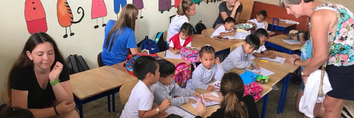 Voyage étudiant en Equateur Mission humanitaire en Amérique du Sud