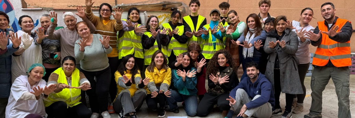 Équipe internationale unie autour du bénévolat solidaire auprès d'enfants polyhandicapés – Pour qui ? bénévolat solidaire auprès d'enfants en situation de polyhandicap – équipe internationale de volontaires