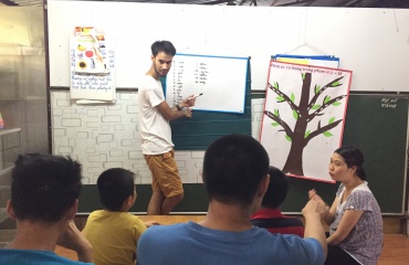 soutenez les éducateurs à Hanoi