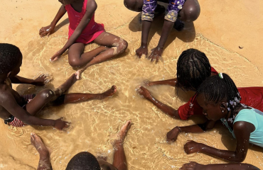 Stagiaire enseignant dans un orphelinat au Sénégal 