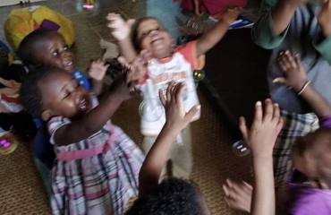 Stagiaire éducateur spécialisé dans un orphelinat au Sénégal 