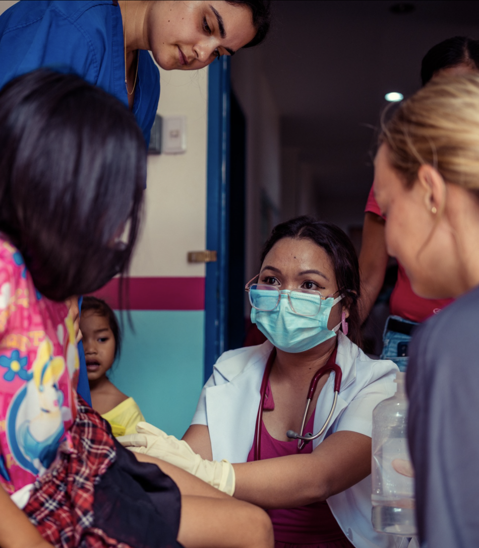 Mission humanitaire dans une clinique rurale Globalong